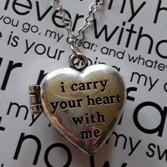 EE Cummings Silvertone Heart Locket Necklace … - Picture 7 of 9